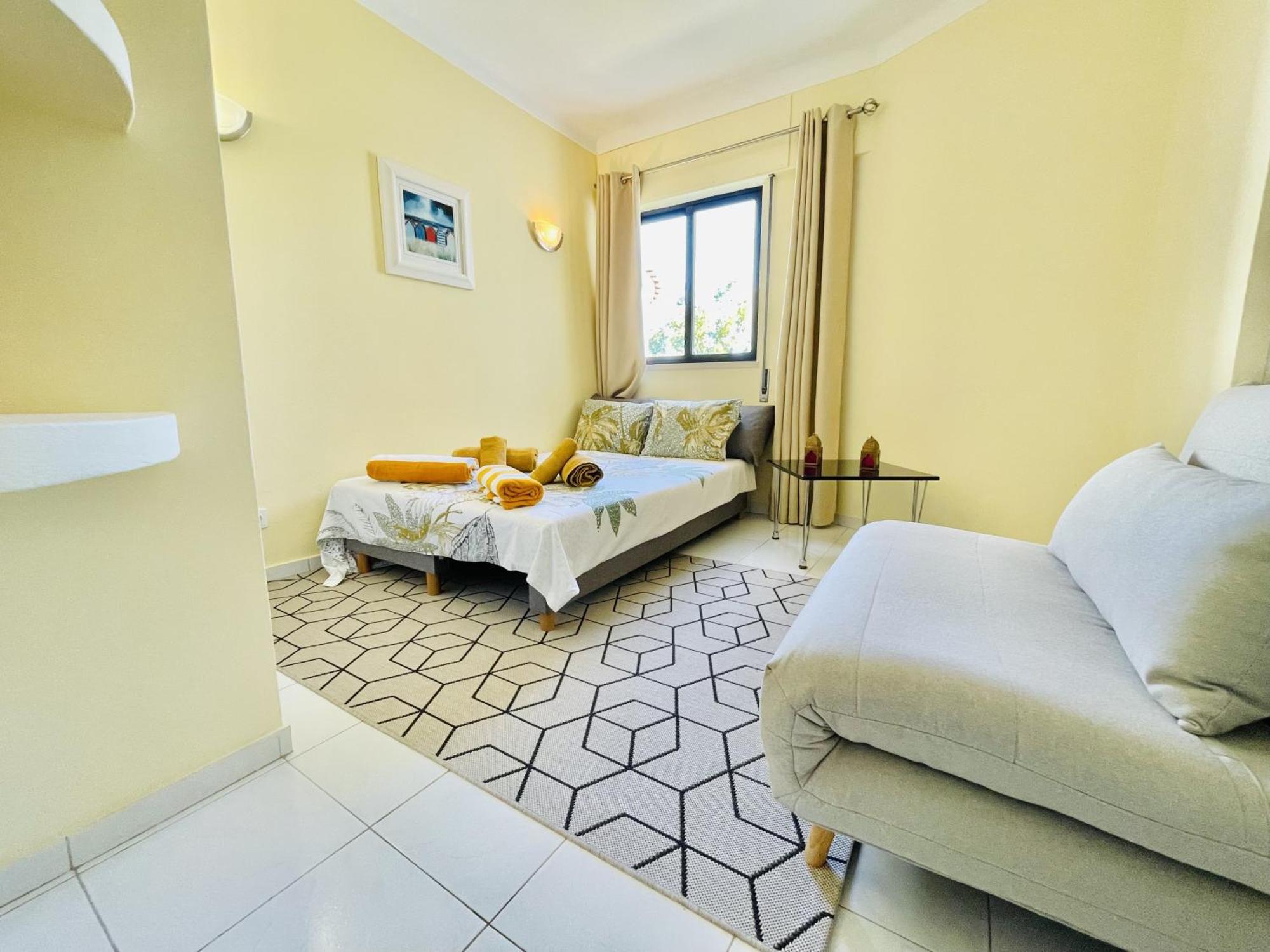 Lavanda - 2 Bedrooms - 3 Level Pool - Garden - Beach 1Km Estômbar Buitenkant foto